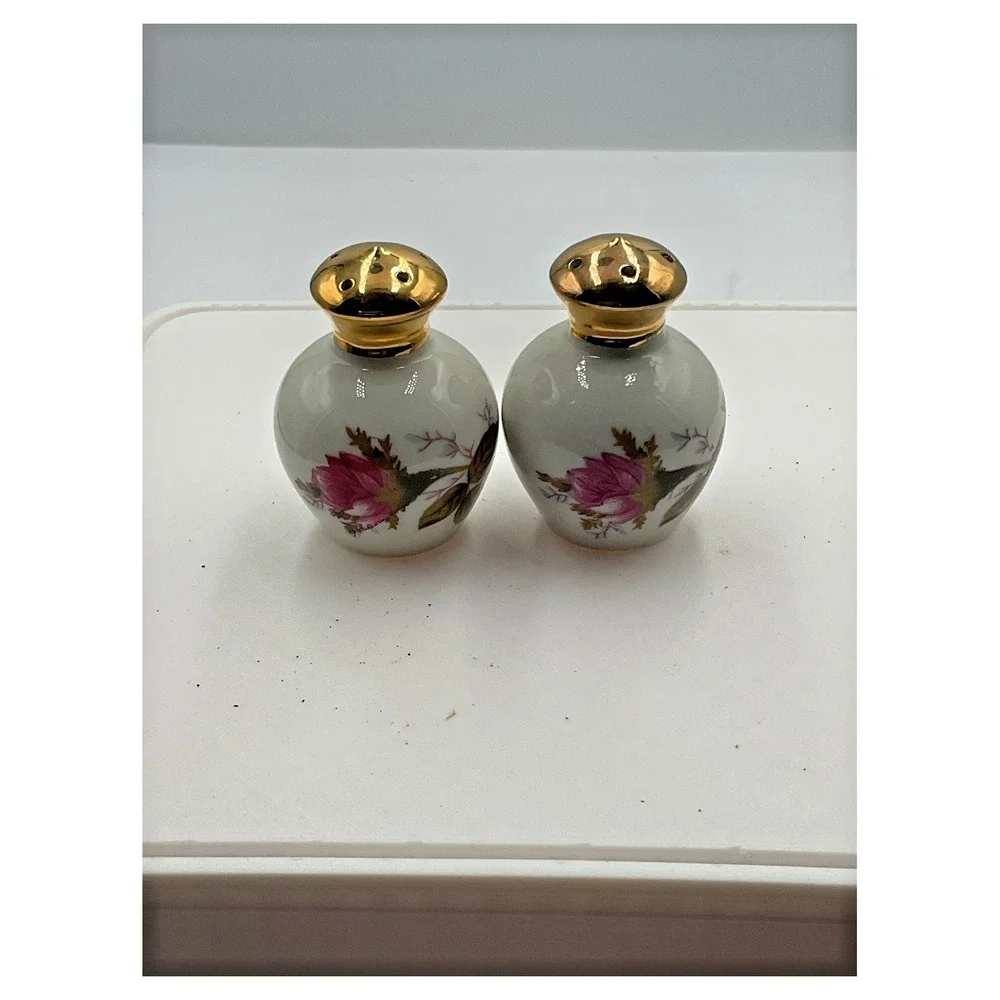 Vintage Floral Porcelain Salt and‎ Pepper Shakers Gold Trim